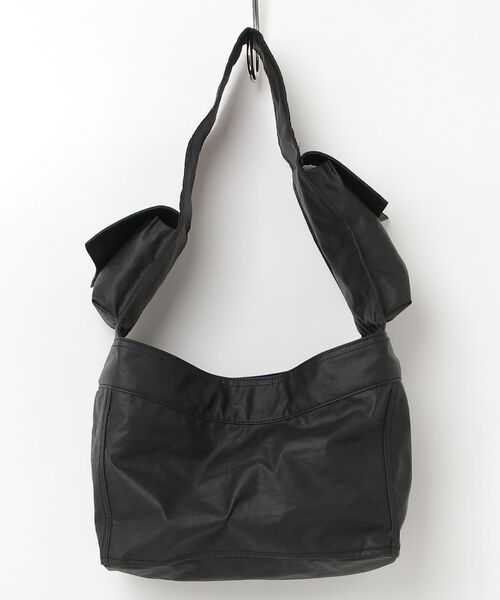 Y-3(ワイスリー)の「Y-3 NEWSPAPER BAG S(ボディバッグ/ウエストポーチ・メンズ・ブラック・ONE SIZE)」の3枚目の写真