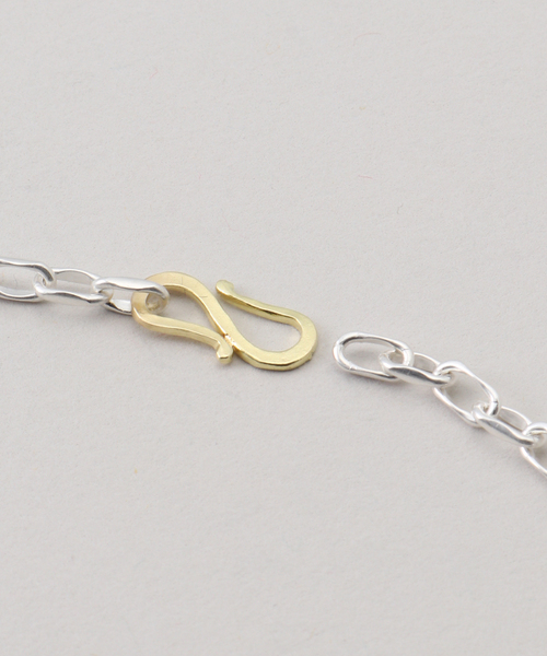 FRAMeWORK（フレームワーク）の「GIGI/ジジ artemis horseshoe ネックレス（ネックレス・レディース・シルバー・FREE）」の4枚目の写真