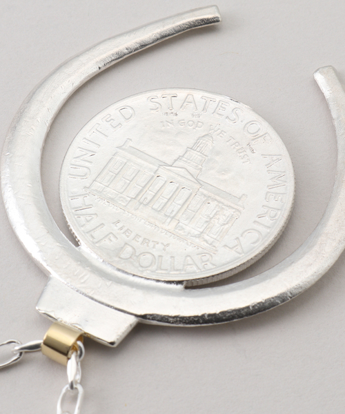 FRAMeWORK（フレームワーク）の「GIGI/ジジ artemis horseshoe ネックレス（ネックレス・レディース・シルバー・FREE）」の5枚目の写真