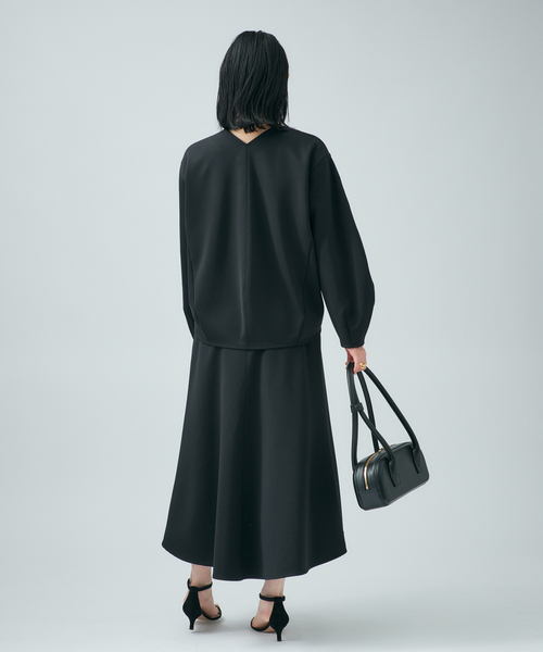 VERMEIL par iena（ヴェルメイユパーイエナ）の「ダンボールイレギュラーヘムスカート（スカート・レディース・ブラック/ベージュ・36/38）」の22枚目の写真