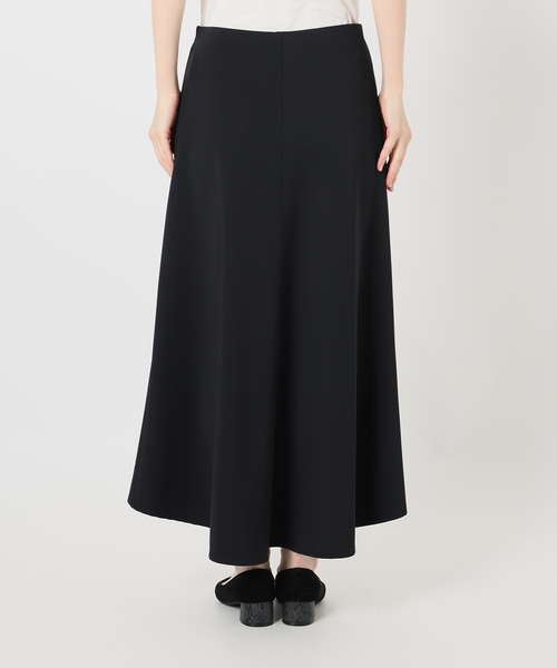 VERMEIL par iena（ヴェルメイユパーイエナ）の「ダンボールイレギュラーヘムスカート（スカート・レディース・ブラック/ベージュ・36/38）」の3枚目の写真