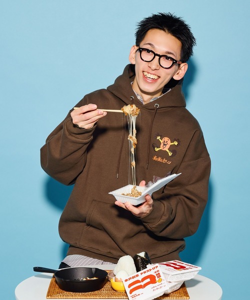 niko and...（ニコアンド）の「【にっぽんのASAGOHAN】ネバネバビーンコラボフーディ【UNISEX】（パーカー・レディース・グレー/ブラウン/ライトグレー・LARGE/MEDIUM）」の16枚目の写真