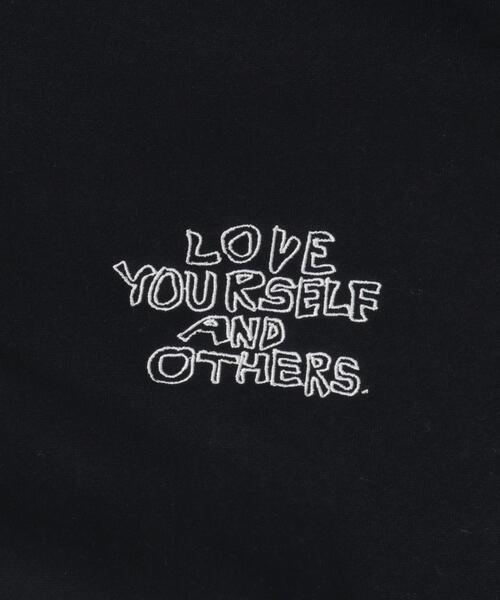 URBAN RESEARCH Sonny Label（アーバンリサーチサニーレーベル）の「オガワナツミ コラボスウェットフーディー（パーカー・メンズ・グレー/ブラウン/ブラック・LARGE/MEDIUM）」の10枚目の写真