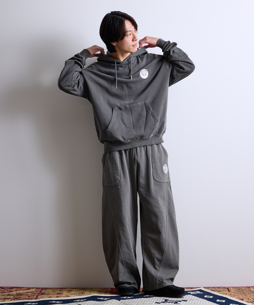 PARIS SAINT-GERMAIN（パリサンジェルマン）の「【Paris Saint-Germain / パリ・サン＝ジェルマン】 JP Pigment Pants（スウェットパンツ・メンズ・グレー/ブルー系その他/ベージュ・LARGE/MEDIUM/SMALL）」の17枚目の写真