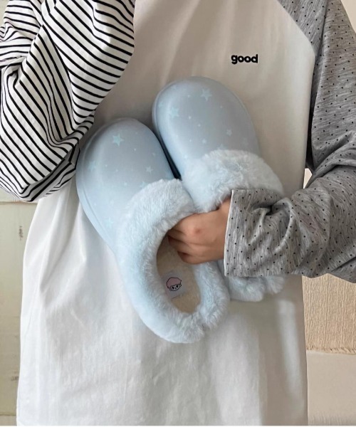 WEGO(ウィゴー)の「26SSエンジェルコア☆星柄ファー厚底クロッグサンダル(サンダル・レディース・ピンク/ブルー/ブラック/アイボリー・MEDIUM/LARGE)」の14枚目の写真