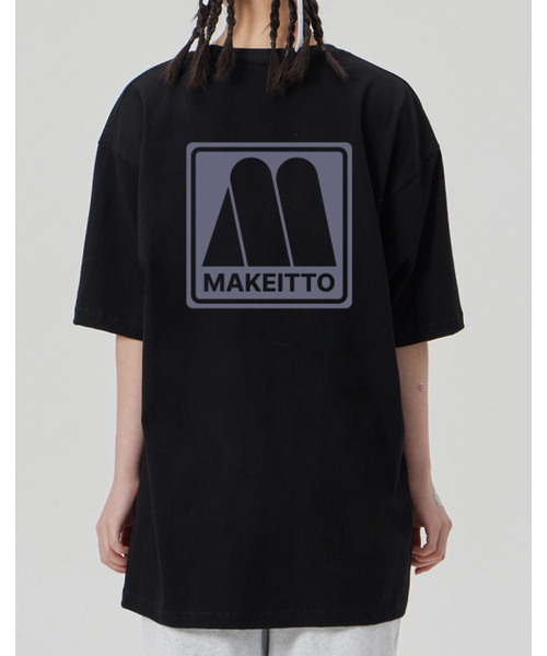 MAKEITTO（メイキット）の「[SQUARE LOGO] CREW NECK TEE_BLACK（Tシャツ/カットソー・メンズ・その他・MEDIUM/LARGE/X-LARGE/XX-LARGE）」の6枚目の写真