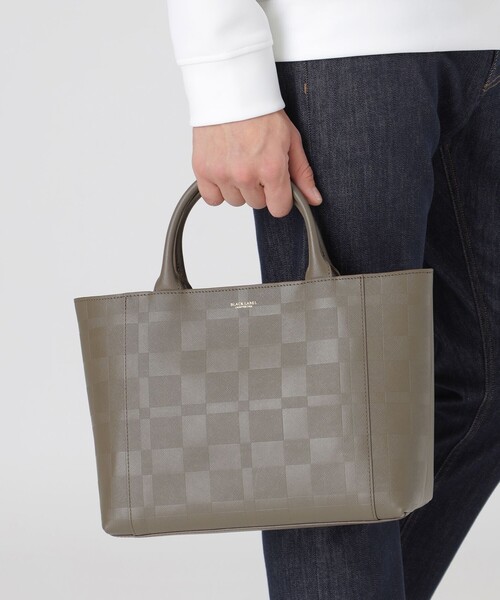BLACK LABEL CRESTBRIDGE（ブラックレーベル・クレストブリッジ）の「エンボスチェックドライビングトート（トートバッグ・メンズ・ブラック/ベージュ系その他5・FREE）」の9枚目の写真