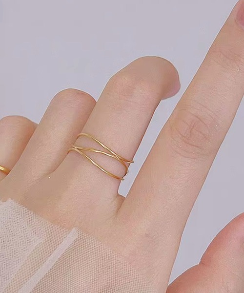Rennet(レネット)の「【 金属アレルギー対応 】 ステンレス マルチレイヤー細リング(リング・レディース・ピンクゴールド/ゴールド・11号/20号/18号/14号/16号/9号)」の6枚目の写真