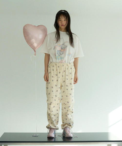 FUN FROM FUN(ファンフロムファン)の「Dumbo_Pocket Sweat Pants (Butter)(スウェットパンツ・レディース・その他・ONE SIZE)」の1枚目の写真