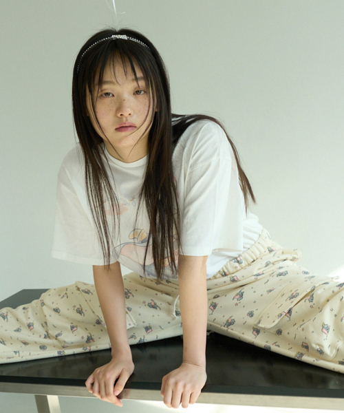 FUN FROM FUN(ファンフロムファン)の「Dumbo_Pocket Sweat Pants (Butter)(スウェットパンツ・レディース・その他・ONE SIZE)」の2枚目の写真