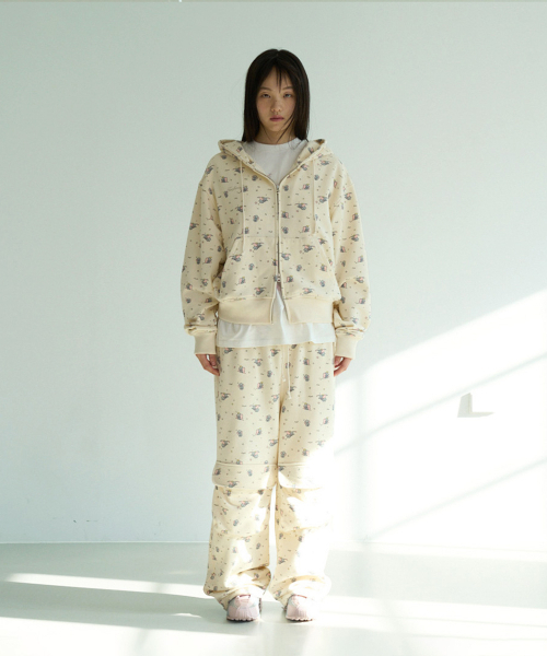 FUN FROM FUN(ファンフロムファン)の「Dumbo_Pocket Sweat Pants (Butter)(スウェットパンツ・レディース・その他・ONE SIZE)」の3枚目の写真