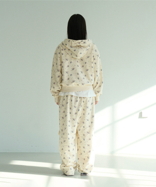 FUN FROM FUN(ファンフロムファン)の「Dumbo_Pocket Sweat Pants (Butter)(スウェットパンツ・レディース・その他・ONE SIZE)」の5枚目の写真