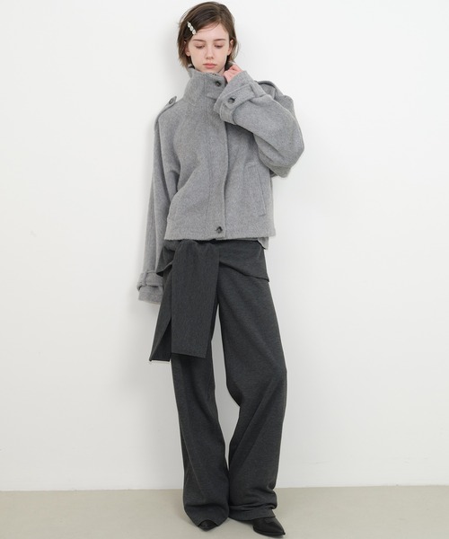 SOLWEIGE(ソルヴェイグ)の「【SOLWEIGE】ラビットファー×ウール×シルク混 アルパカ調 ロングパイルショートコート(ピーコート・レディース・ダークパープル/グレー・L/M/S)」の11枚目の写真