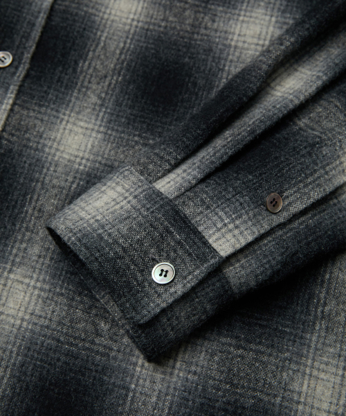 MMIC(エムエムアイシー)の「HALO SHIRT (GRAY)(シャツ/ブラウス・メンズ・その他・M/L/XL)」の3枚目の写真