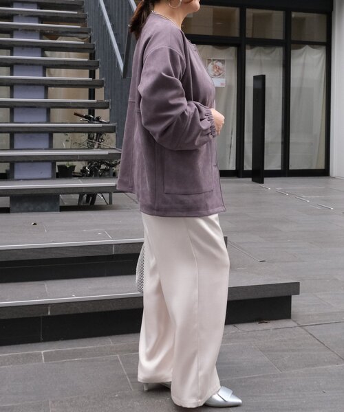 Chez toi（シェトワ）の「ノーカラースエードブルゾン（ブルゾン・レディース・アイボリー/チャコールグレー/ブルー・FREE）」の7枚目の写真