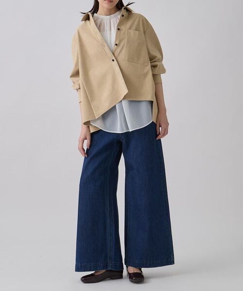 LANVIN en Bleu(ランバンオンブルー)の「フェイクスウェードフレアシャツ(シャツ/ブラウス・レディース・ベージュ/ブラウン・38)」の11枚目の写真