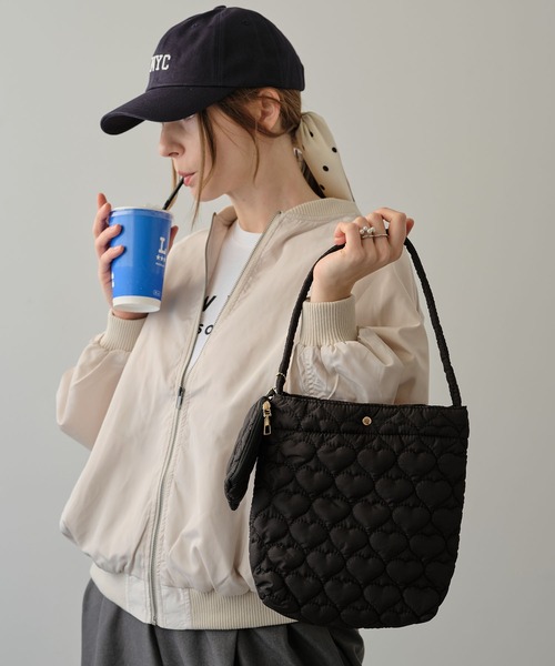 ZAKKA-BOX(ザッカボックス)の「ワンハンドルハートミニバッグ(トートバッグ・レディース・ブラック/クリーム・FREE)」の4枚目の写真