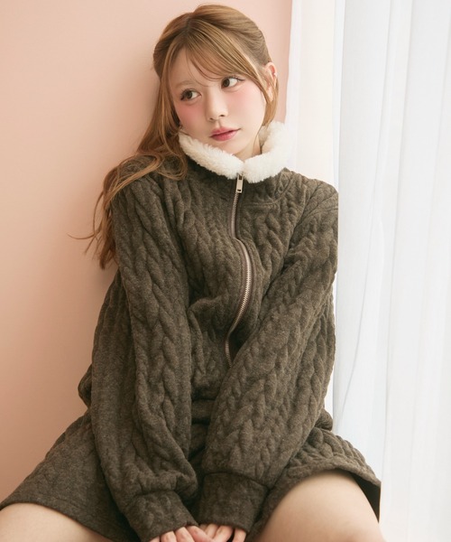 TITTY&CO.（ティティーアンドコー）の「ニットジップセットアップ（セットアップ・レディース・グレー/ブラウン/ライトグレー・FREE）」の18枚目の写真