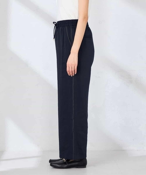 a.v.v(アーヴェヴェ)の「【洗える】サテンワイドパンツ(その他パンツ・レディース・ネイビー/グレー系その他・40/38)」の22枚目の写真