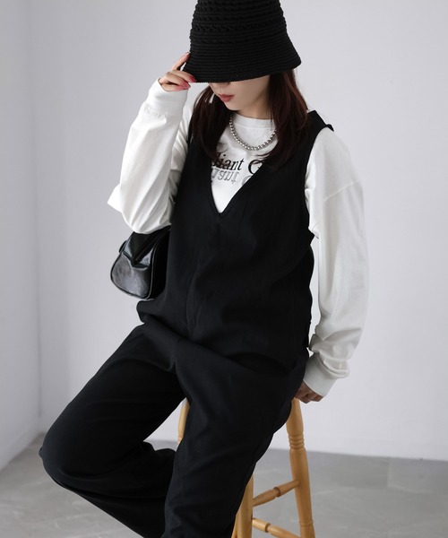 Riberry（リベリー）の「ピーチ起毛Vネックサロペット（サロペット/オーバーオール・レディース・ブラック・FREE）」の16枚目の写真