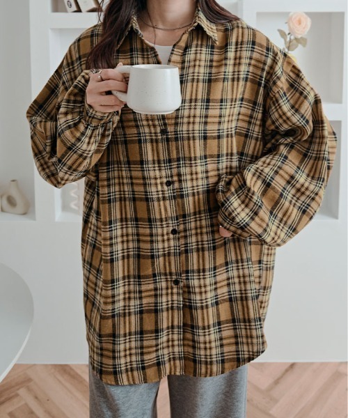kirakiraShop(キラキラショップ)の「チェック柄 ルーズフィット シャツ(シャツ/ブラウス・レディース・ベージュ/ネイビー/ブルー/グリーン・FREE)」の5枚目の写真
