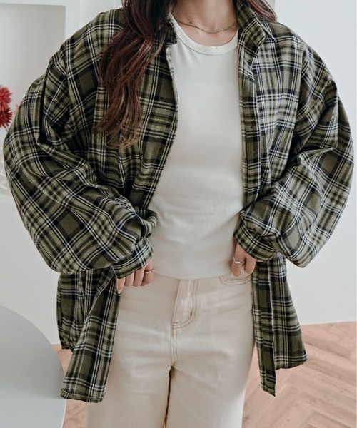 kirakiraShop(キラキラショップ)の「チェック柄 ルーズフィット シャツ(シャツ/ブラウス・レディース・ベージュ/ネイビー/ブルー/グリーン・FREE)」の14枚目の写真