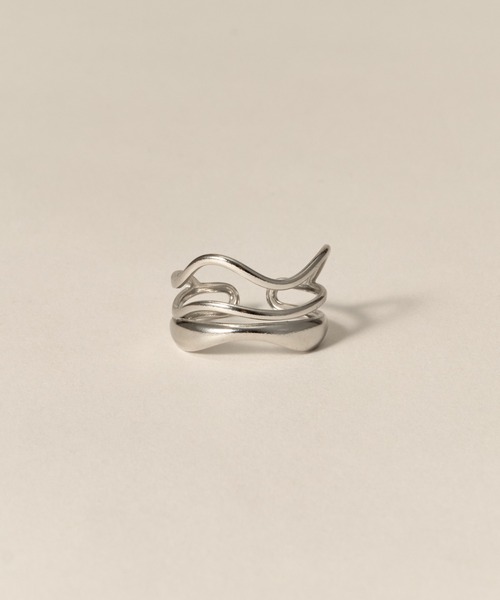 novice（ノーヴィス）の「【novice】Layer Flow Ring［Stainless］（リング・レディース・シルバー/ゴールド・FREE）」の6枚目の写真