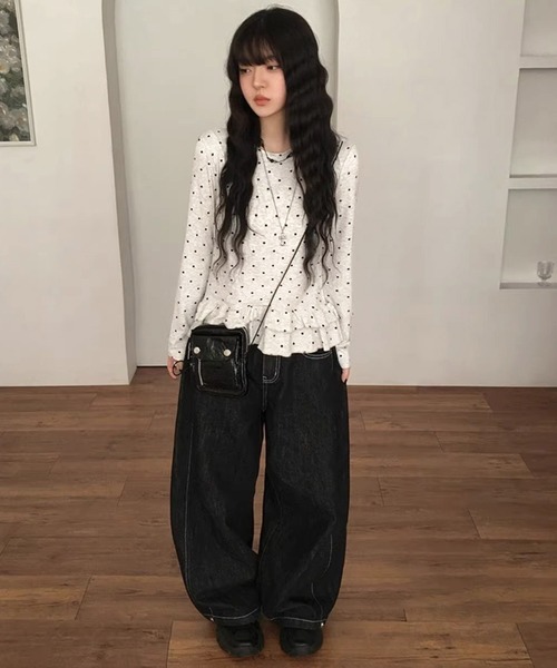 CERCA(チェルカ)の「HALEY PESCA/ドット柄 フリルカットソー(Tシャツ/カットソー・レディース・ライトグレー・SMALL/MEDIUM/LARGE/X-LARGE)」の7枚目の写真