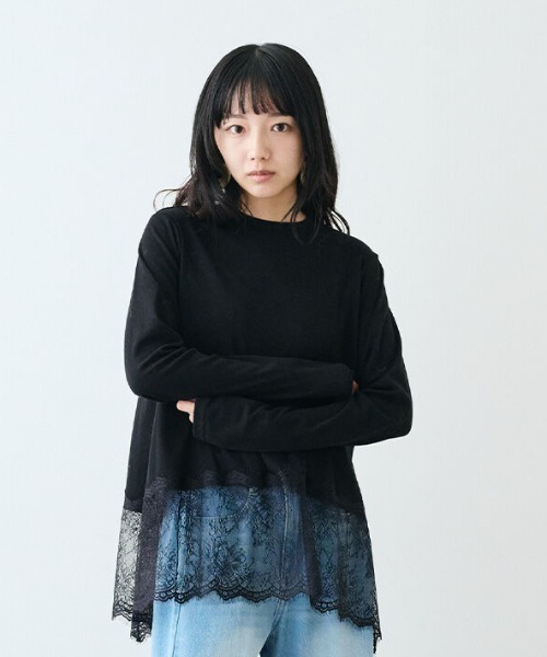 MEDE19F(メデジュウキュウ)の「MEDE19F ヘムレーストップス(Tシャツ/カットソー・レディース・ホワイト/ブラック/グレイッシュベージュ・L/3L/LL/M)」の1枚目の写真