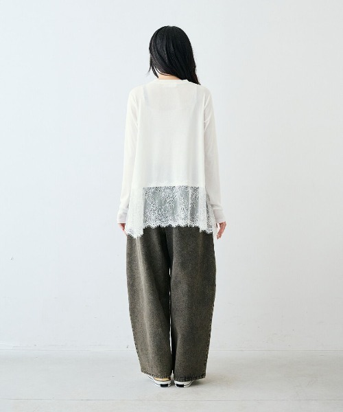 MEDE19F(メデジュウキュウ)の「MEDE19F ヘムレーストップス(Tシャツ/カットソー・レディース・ホワイト/ブラック/グレイッシュベージュ・L/3L/LL/M)」の9枚目の写真