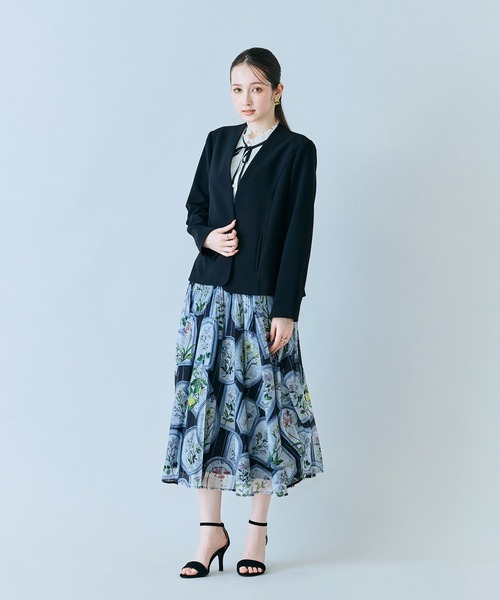 Audie a Muses(オーディアミューズ)の「ノーカラーコンパクトジャケット(ノーカラージャケット・レディース・ベージュ/ブラック・42/38)」の20枚目の写真