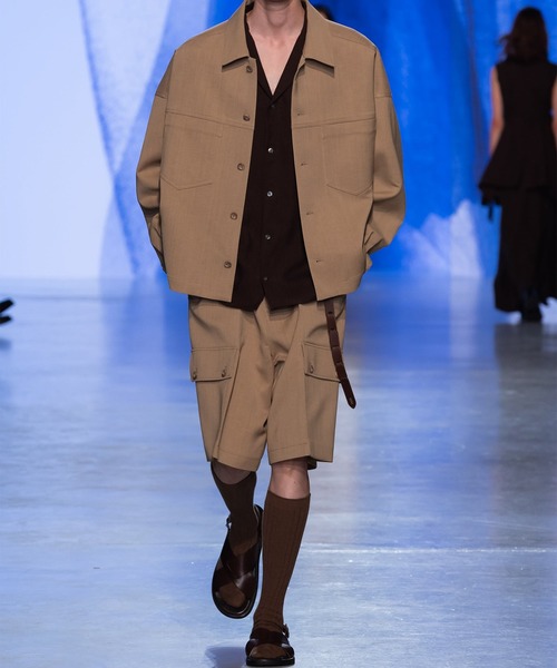 UJOH(ウジョー)の「【UJOH HOMME/ウジョー】Cropped BOX Blouson/ 三重織 / M732-Y50-900(ブルゾン・メンズ・ブラック/ベージュ・4/5)」の10枚目の写真
