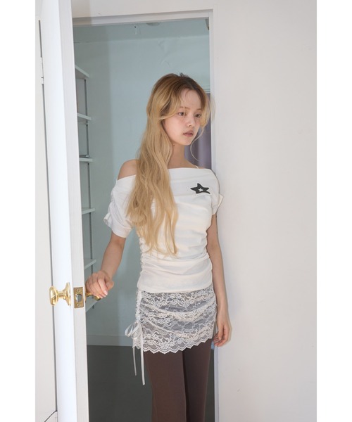 Smyeon(スミョン)の「Lace layered flare pants/レースレイヤードフレアパンツ(その他パンツ・レディース・パープル/ブラウン/チャコールグレー・MEDIUM/SMALL)」の16枚目の写真