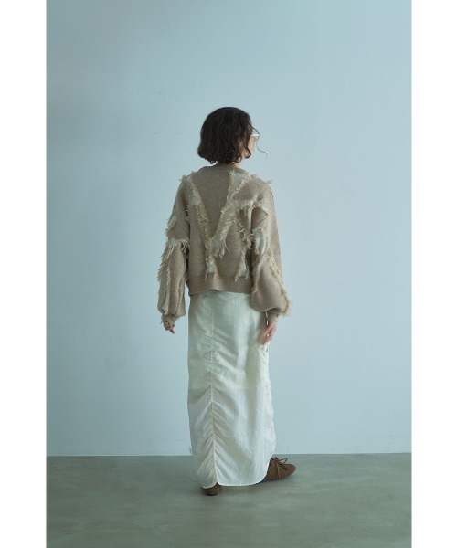 marjour(マージュール)の「FRINGE LINE KNIT TOP(ニット/セーター・レディース・ベージュ/グレー・M)」の11枚目の写真