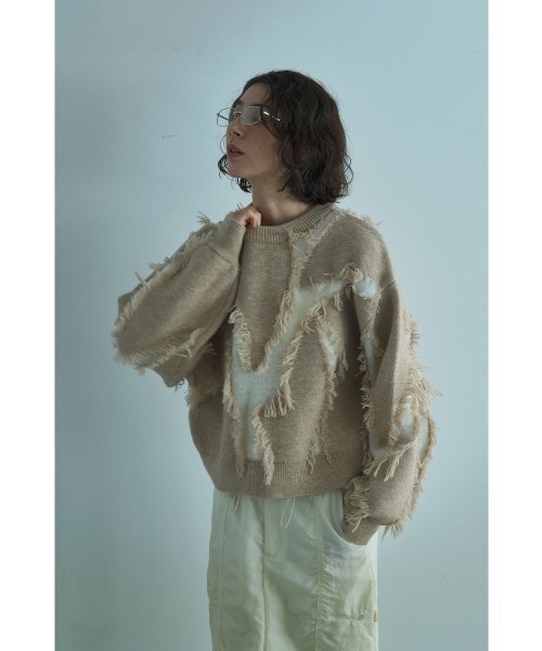 marjour(マージュール)の「FRINGE LINE KNIT TOP(ニット/セーター・レディース・ベージュ/グレー・M)」の12枚目の写真