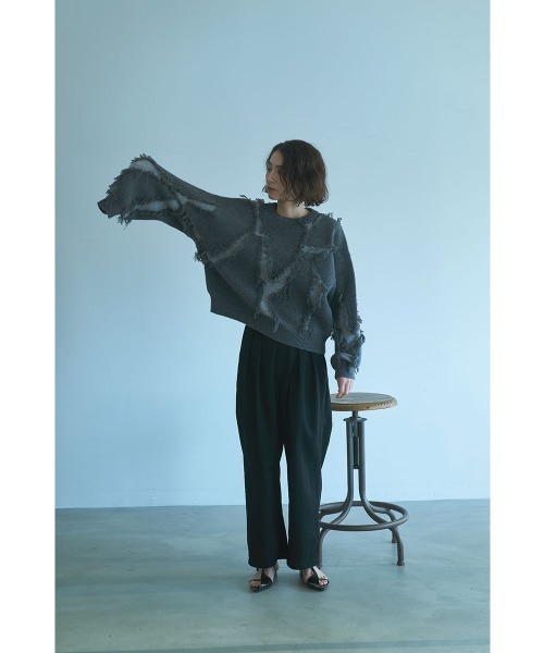 marjour(マージュール)の「FRINGE LINE KNIT TOP(ニット/セーター・レディース・ベージュ/グレー・M)」の16枚目の写真