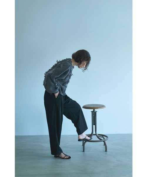 marjour(マージュール)の「FRINGE LINE KNIT TOP(ニット/セーター・レディース・ベージュ/グレー・M)」の18枚目の写真