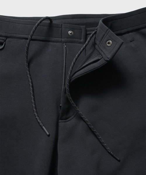 F.C.Real Bristol（エフシーレアルブリストル）の「【F.C.Real Bristol/エフシーレアルブリストル】TECH SWEAT JOGGER PANTS（スウェットパンツ・メンズ・ブラック/ホワイト・M）」の4枚目の写真