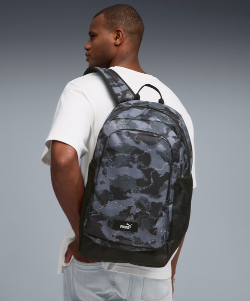 PUMA（プーマ）の「PUMA プーマ ユニセックス プーマ アカデミー AOP バックパック 29L PUMA ACADEMY（バックパック/リュック・メンズ・グリーン系その他/ブラック×パープル/ピンク/ブラック系その他2/ピンク系その他・フリー）」の4枚目の写真