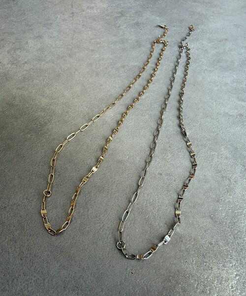 DouDou(ドゥドゥ)の「オーバルロングチェーンネックレス(ネックレス・レディース・シルバー/ゴールド・FREE)」の4枚目の写真