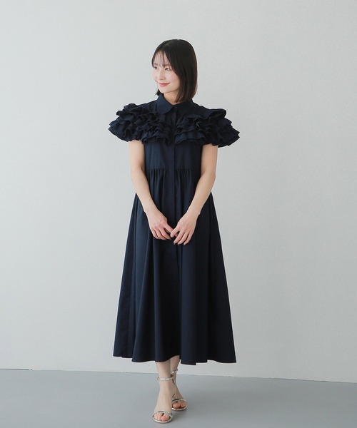 Fit more（フィットモア）の「ダリアフリルロングシャツワンピース（シャツワンピース・レディース・ホワイト/ネイビー/ブルー・LONG/SHORT）」の13枚目の写真