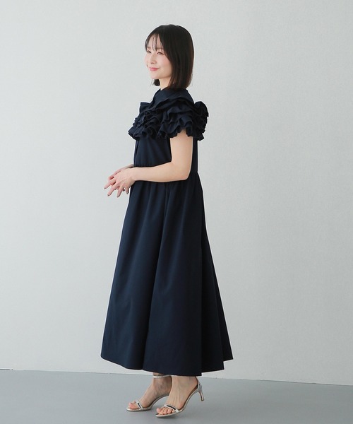 Fit more（フィットモア）の「ダリアフリルロングシャツワンピース（シャツワンピース・レディース・ホワイト/ネイビー/ブルー・LONG/SHORT）」の14枚目の写真