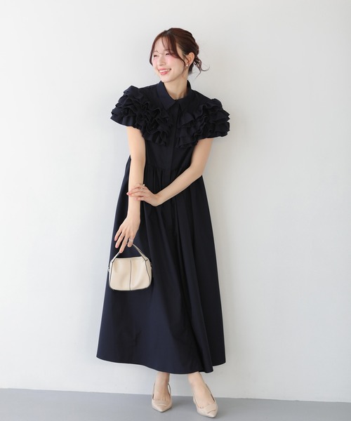 Fit more（フィットモア）の「ダリアフリルロングシャツワンピース（シャツワンピース・レディース・ホワイト/ネイビー/ブルー・LONG/SHORT）」の12枚目の写真