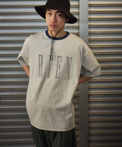niko and...(ニコアンド)の「プレーティングロゴTシャツ(Tシャツ/カットソー・メンズ・チャコール/ピンク/グリーン/ライトグレー・MEDIUM/LARGE)」の10枚目の写真