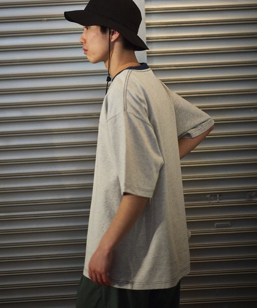niko and...(ニコアンド)の「プレーティングロゴTシャツ(Tシャツ/カットソー・メンズ・チャコール/ピンク/グリーン/ライトグレー・MEDIUM/LARGE)」の8枚目の写真