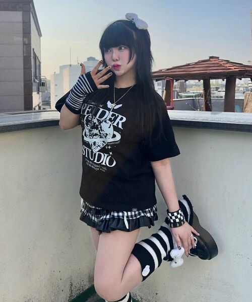 PEID（ペイド）の「PDスタジオ 半袖Tシャツ チャコール（Tシャツ/カットソー・レディース・チャコール・2/3/4/5/6/1）」の8枚目の写真