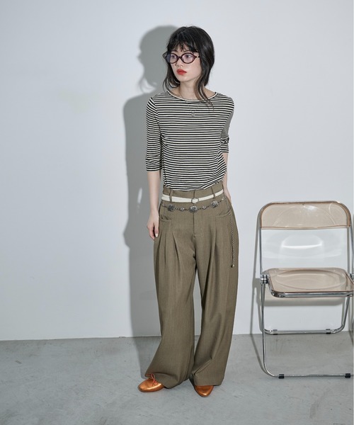 THE YOn(ザヨン)の「バックリボンオープンハーフスリーブTシャツ(Tシャツ/カットソー・レディース・ブラック×ホワイト/ブラック/オレンジ/オートミール・FREE)」の6枚目の写真
