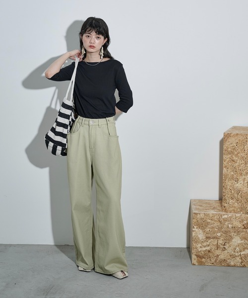 THE YOn(ザヨン)の「バックリボンオープンハーフスリーブTシャツ(Tシャツ/カットソー・レディース・ブラック×ホワイト/ブラック/オレンジ/オートミール・FREE)」の20枚目の写真