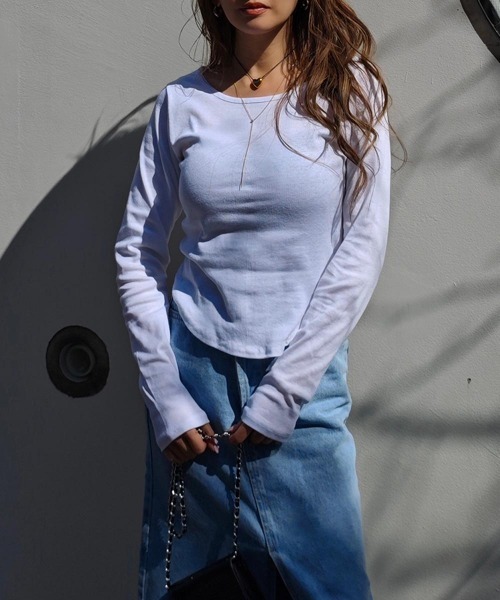 esutoreja(エストレジャ)の「ラウンドヘムベーシックトップス(Tシャツ/カットソー・レディース・グレー/ホワイト/チャコール・FREE)」の6枚目の写真