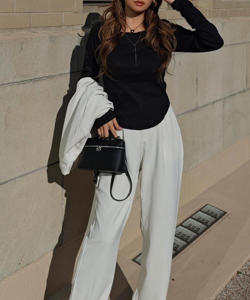 esutoreja(エストレジャ)の「ラウンドヘムベーシックトップス(Tシャツ/カットソー・レディース・グレー/ホワイト/チャコール・FREE)」の17枚目の写真